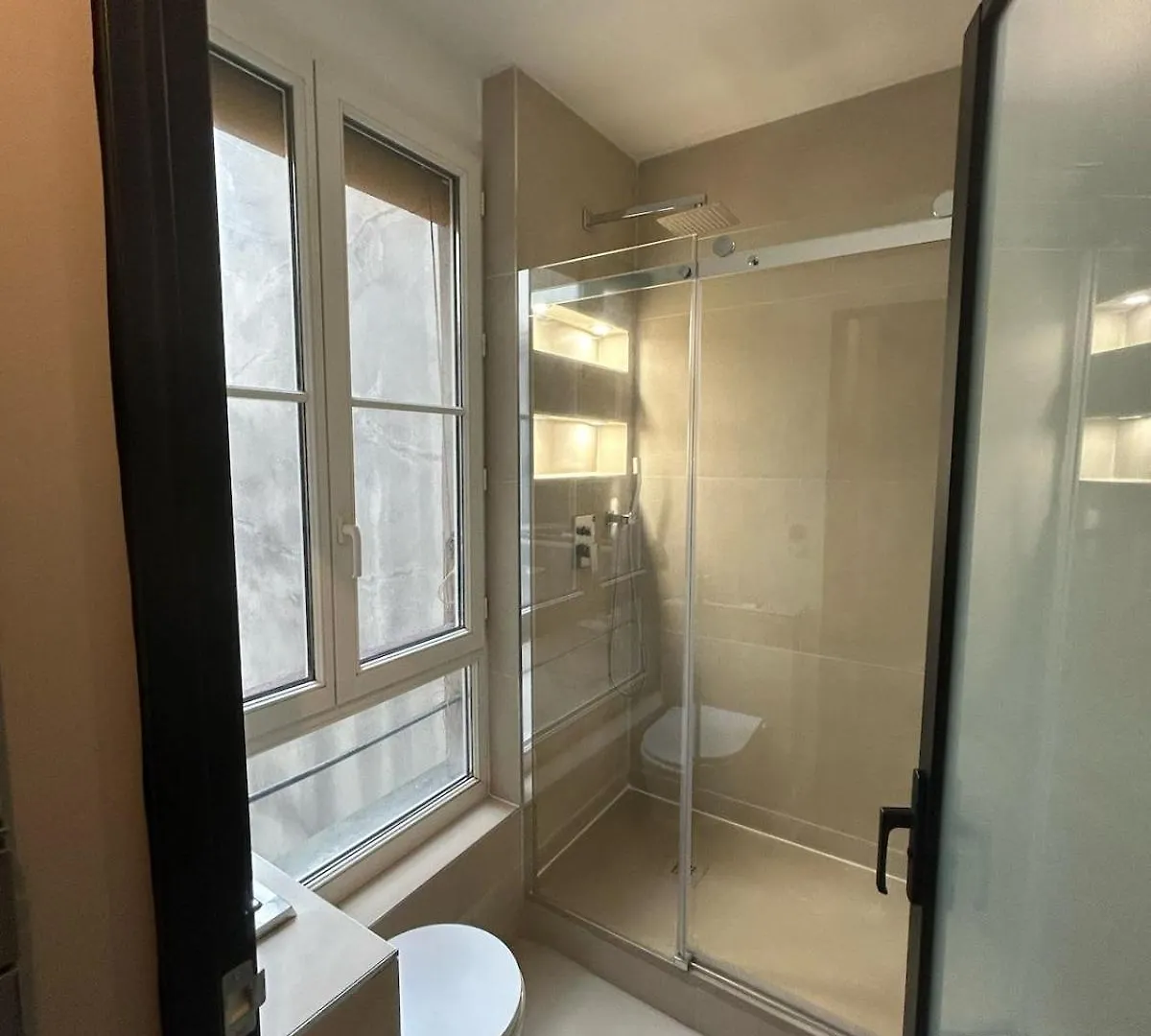Flat In Heart Of Paris Apartamento França