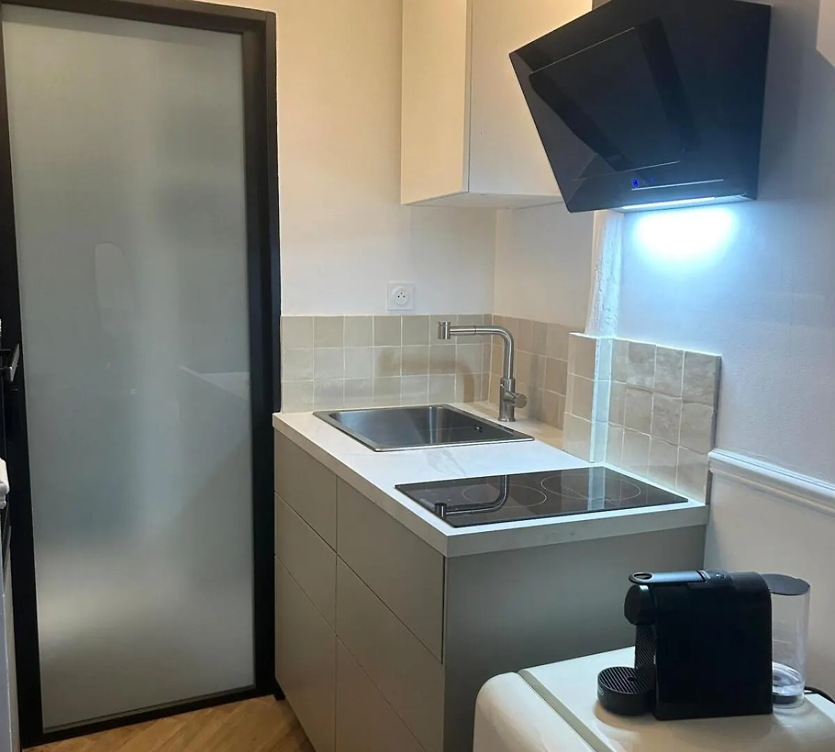 Flat In Heart Of Paris Apartment