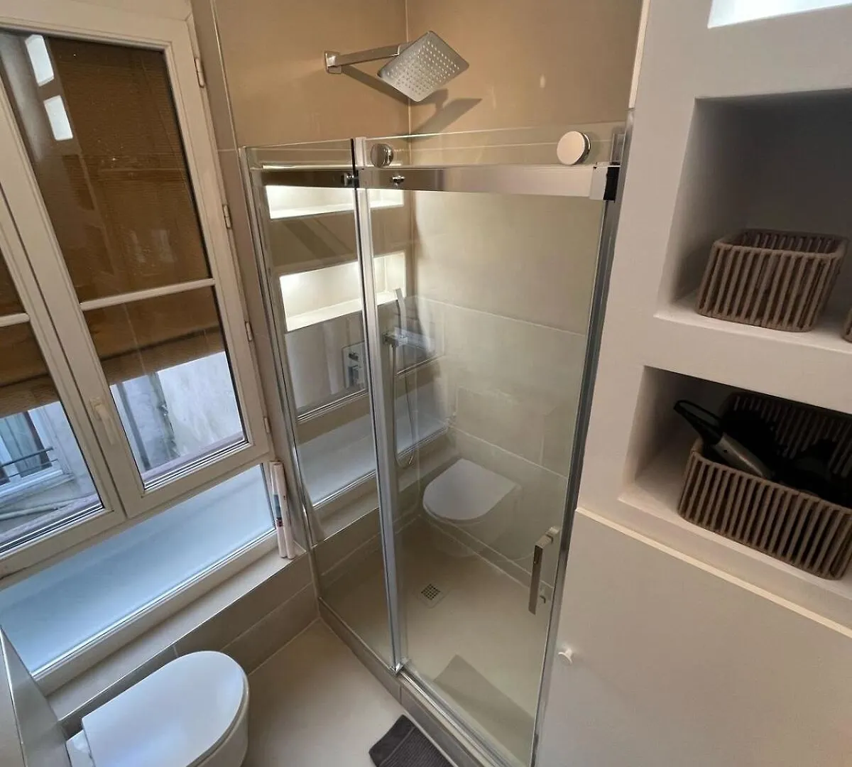 Flat In Heart Of Paris Apartment